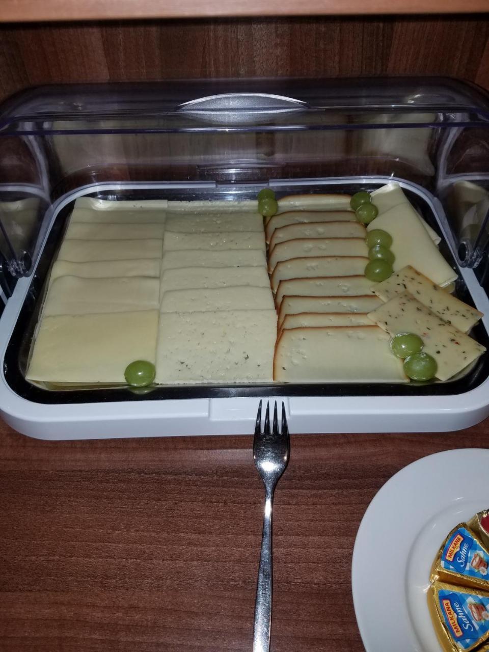 莫诺坡酒店 希尔登 外观 照片