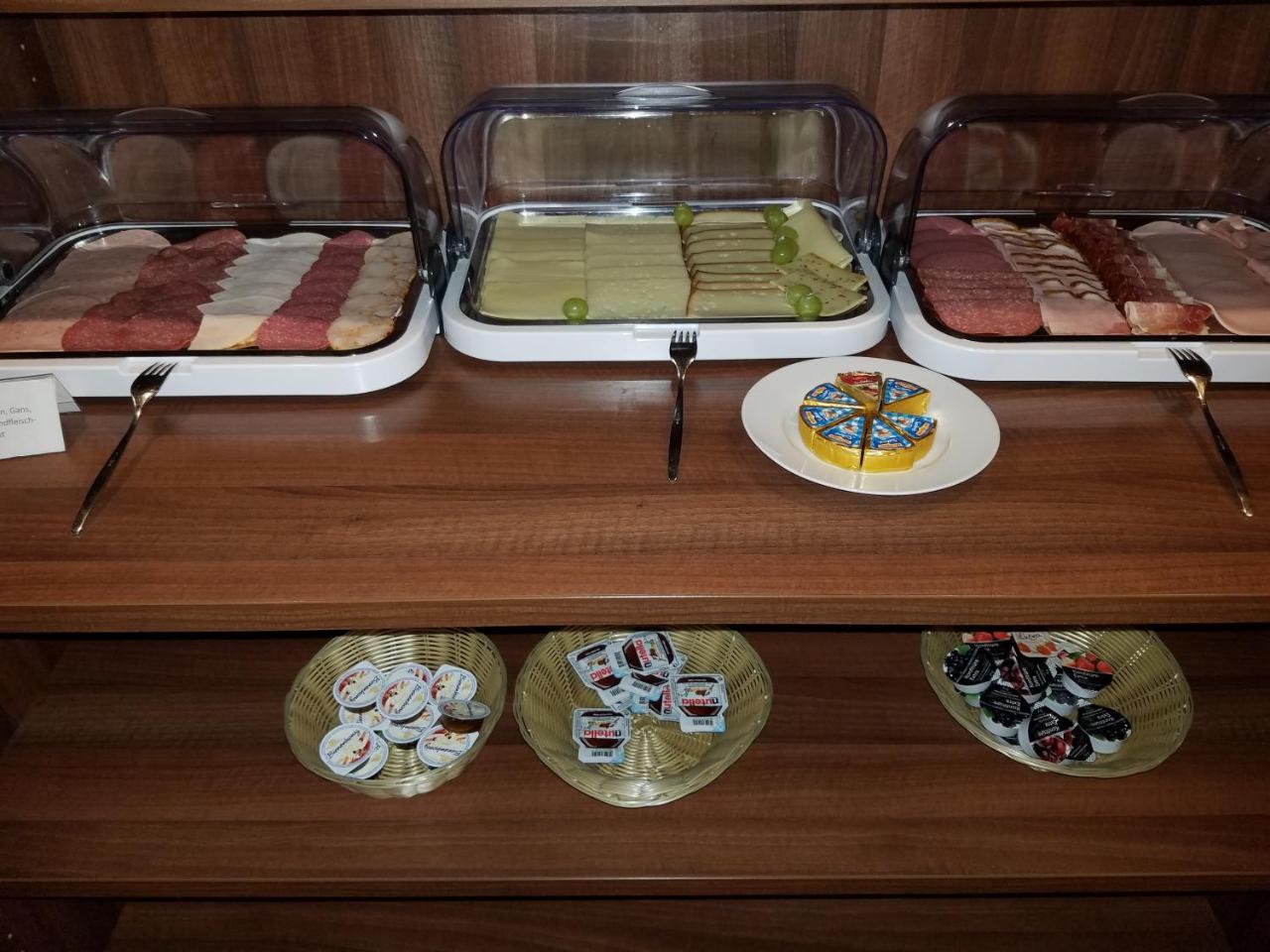 莫诺坡酒店 希尔登 外观 照片